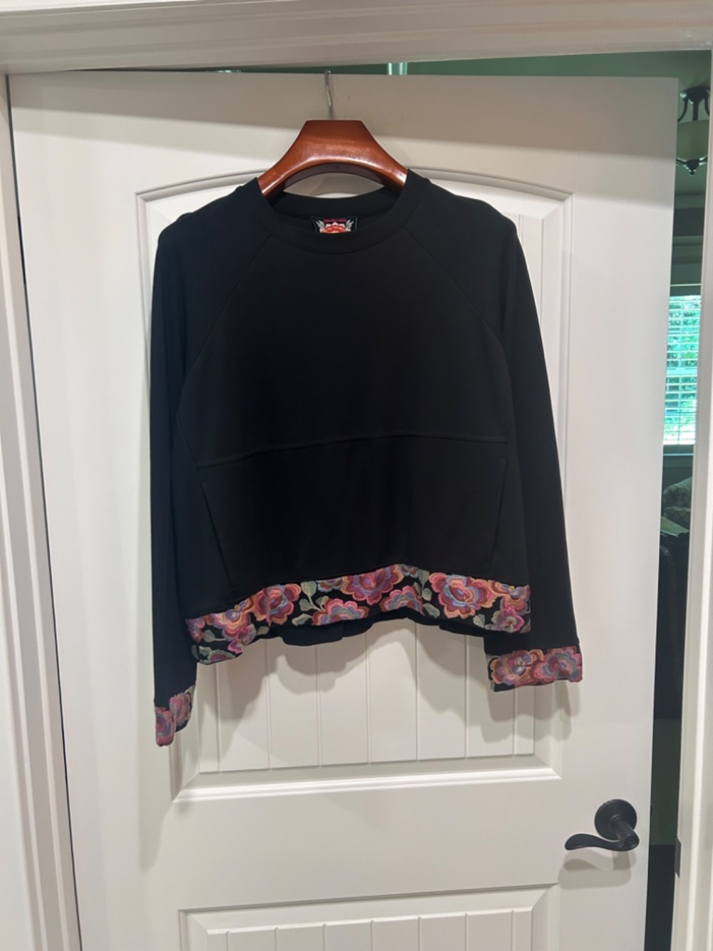Johnny Was Bee Active Pullover, Size Large, $45, Original $178
